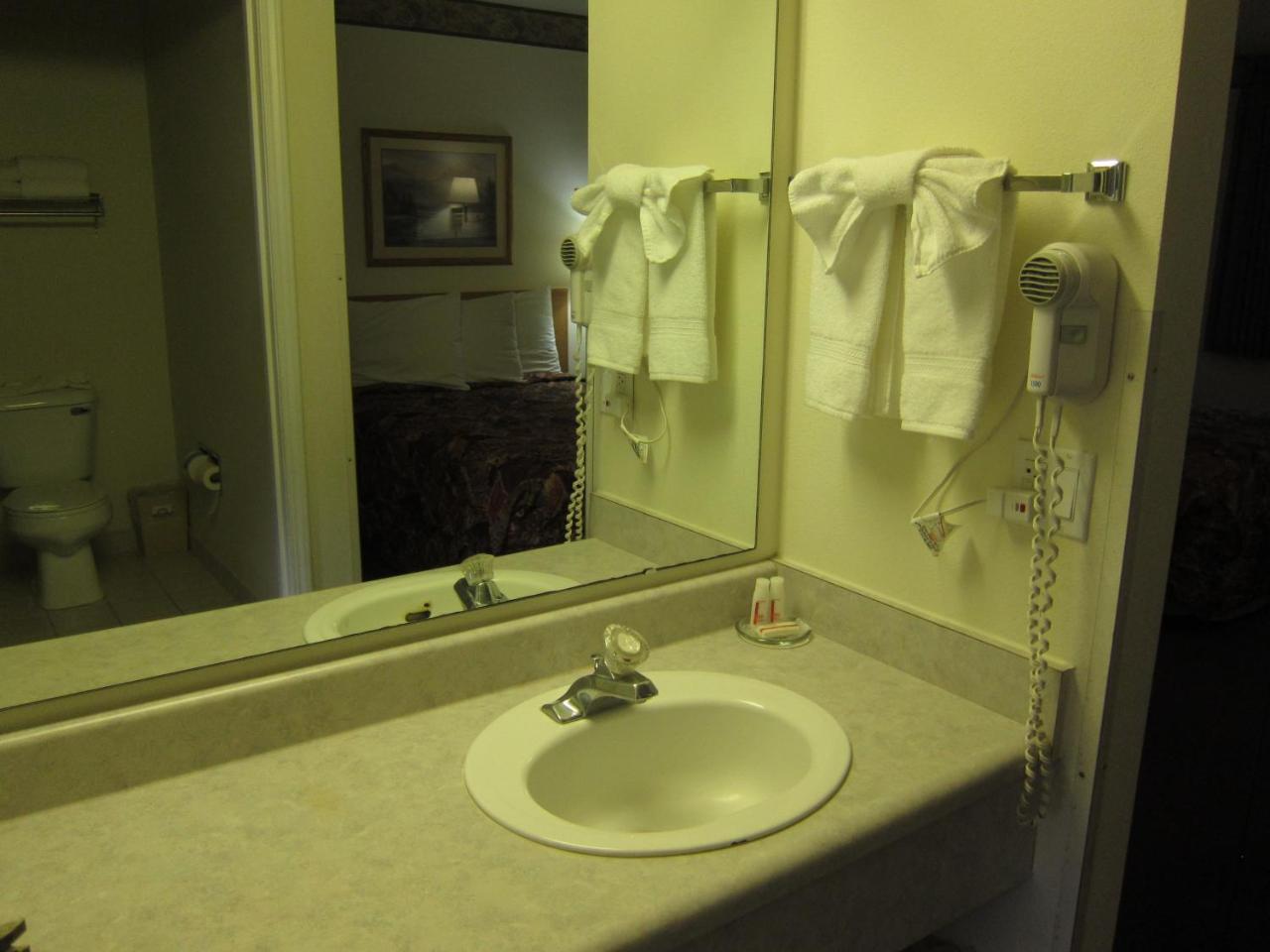 Days Inn By Wyndham Ocean Shores Rum bild